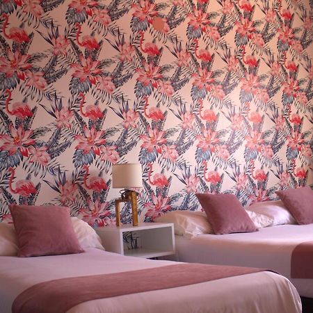 City Hotel Посадас Екстериор снимка