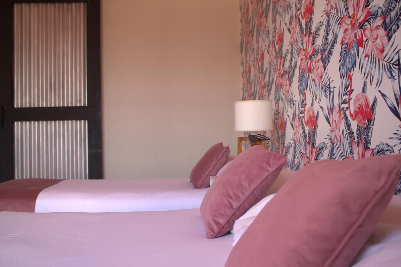 City Hotel Посадас Екстериор снимка