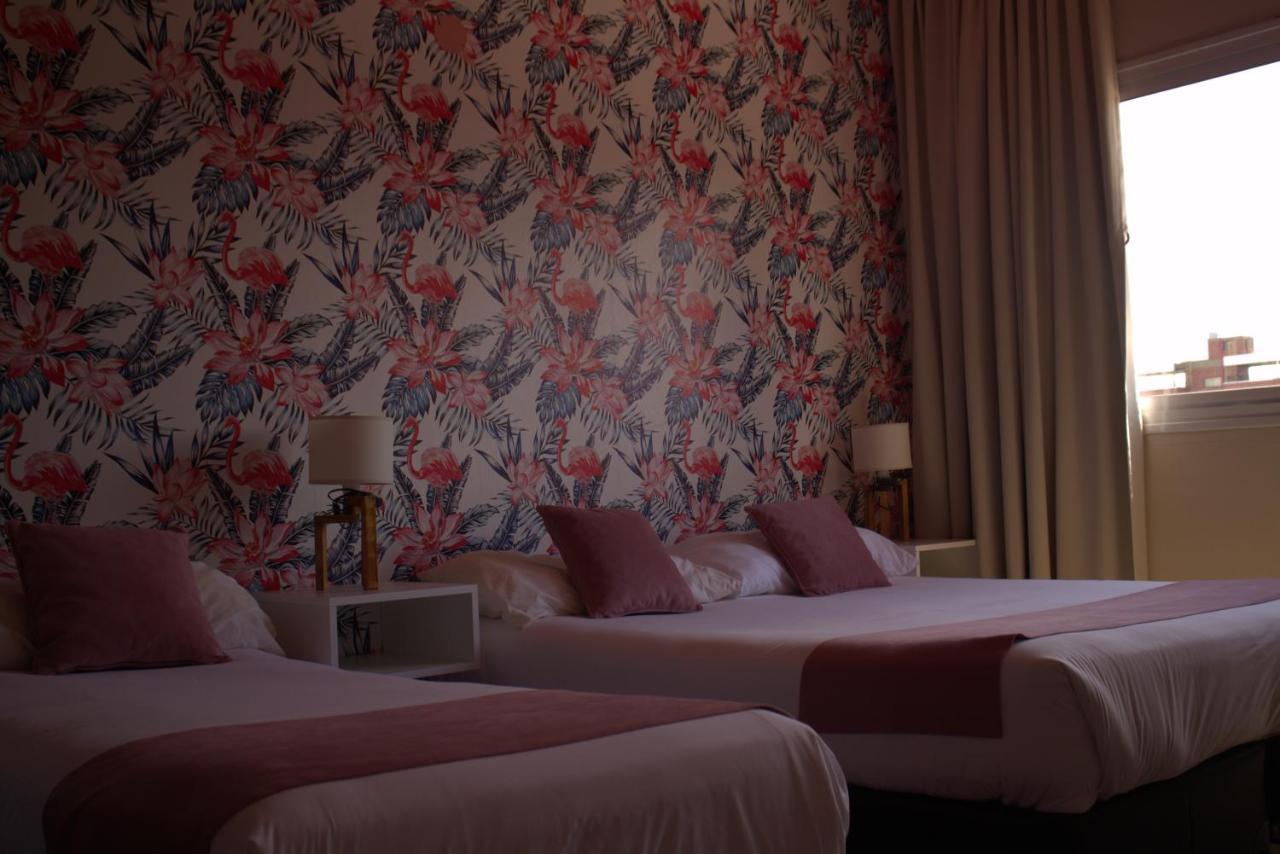 City Hotel Посадас Екстериор снимка