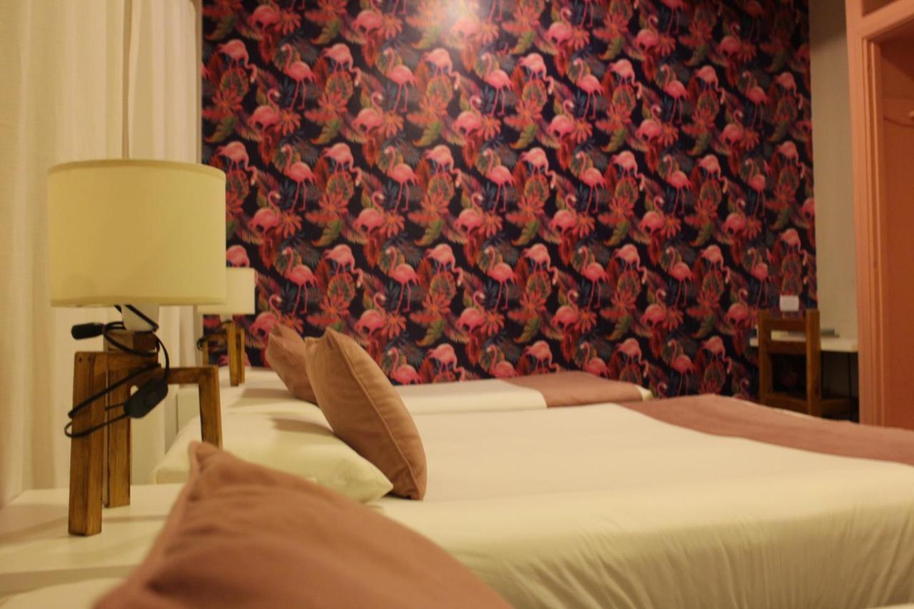 City Hotel Посадас Екстериор снимка