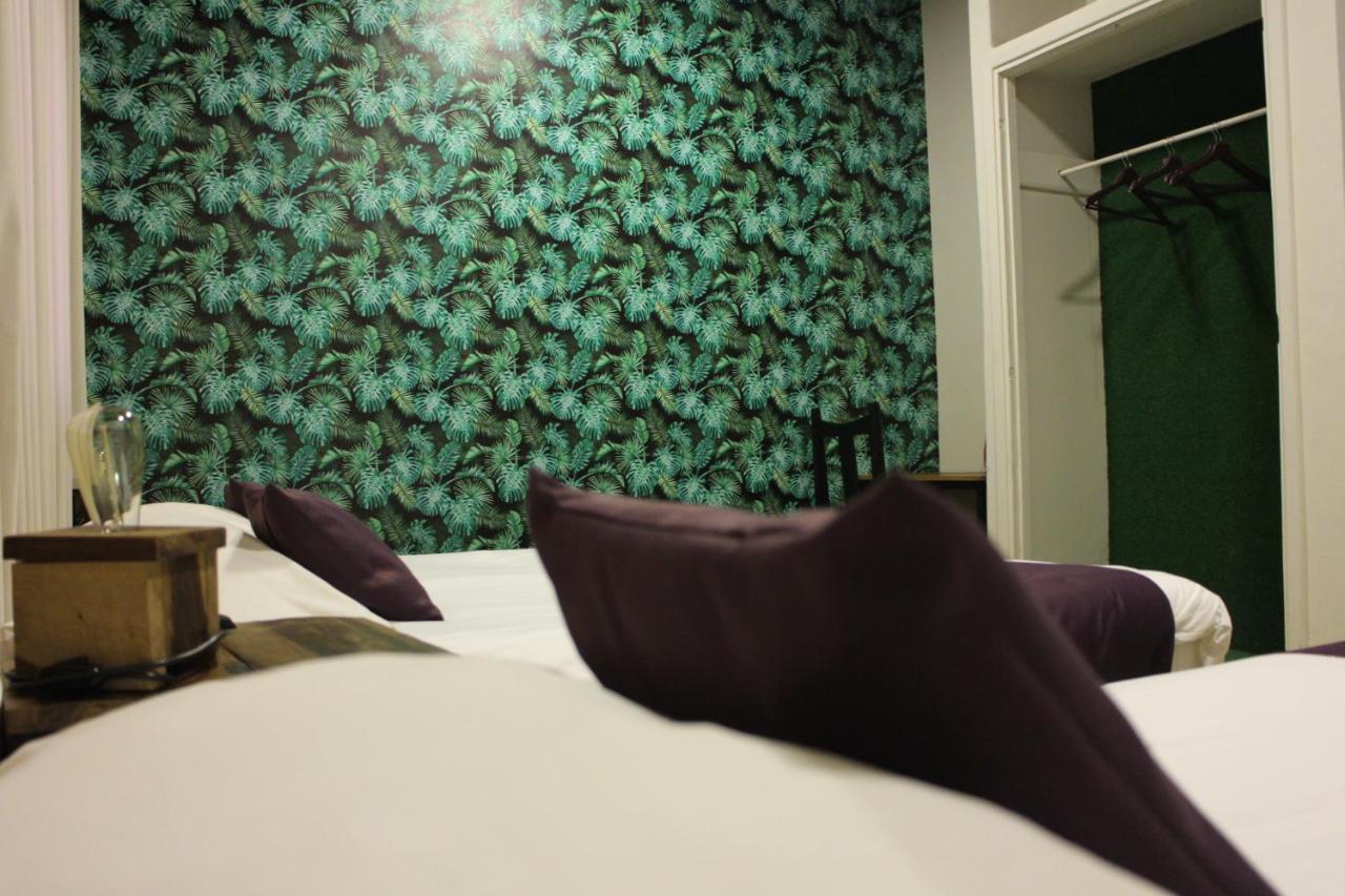City Hotel Посадас Екстериор снимка